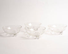 FOOTED CLEAR GLASSES - SET OF FOUR