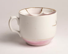 COFFEE MUG W/MOUSTACHE SAVER